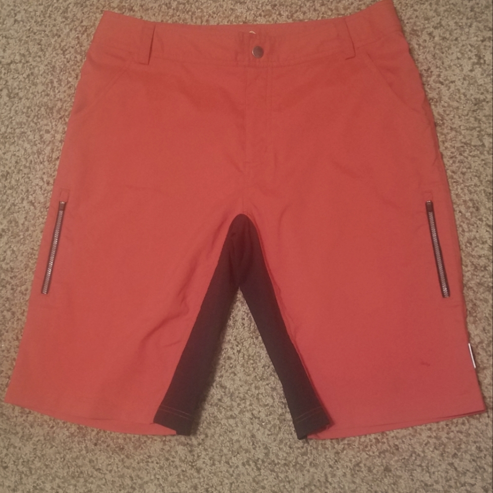 Club Ride Men's Red Shorts Size Large
